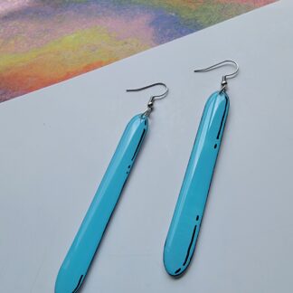 Blue Linear Dangles